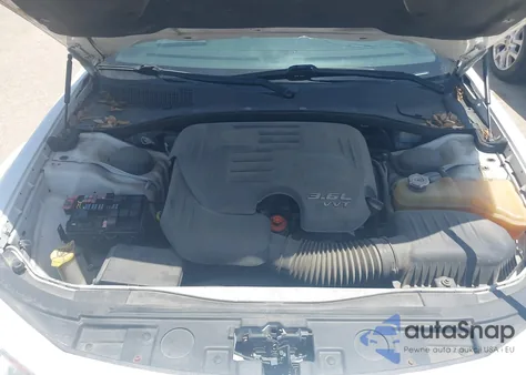 2012 Chrysler 300 из США, поврежденный, VIN 2C3CCAAG5CH284090